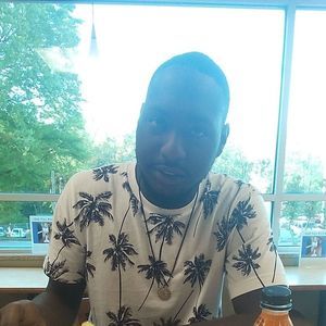 Meet your Posher, Aaron